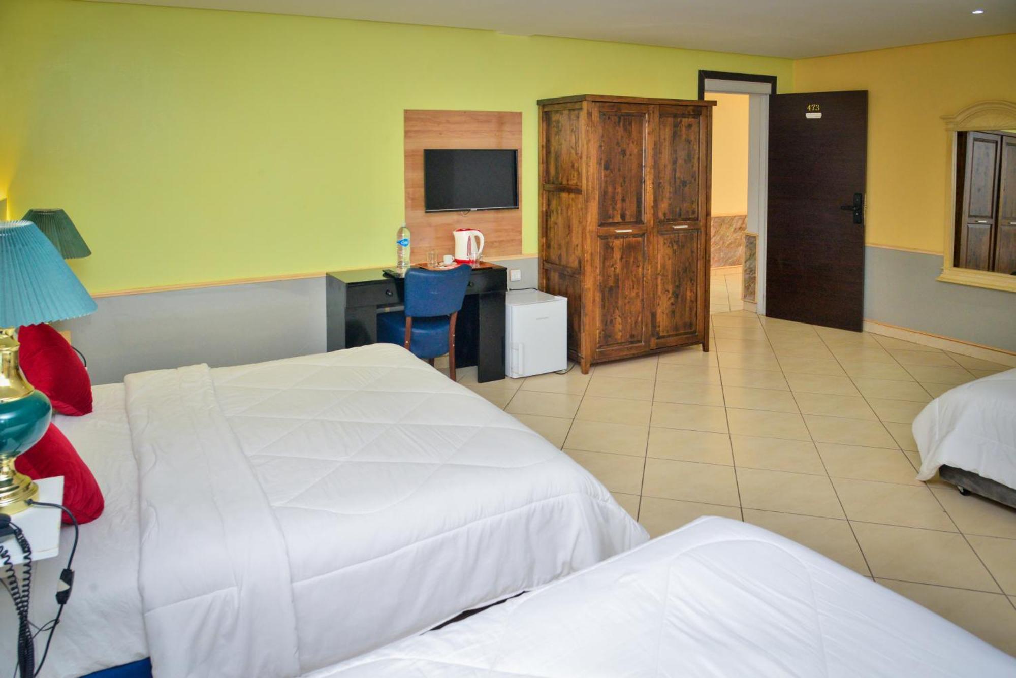 Free Zone Hotel Gzennaia Exterior photo